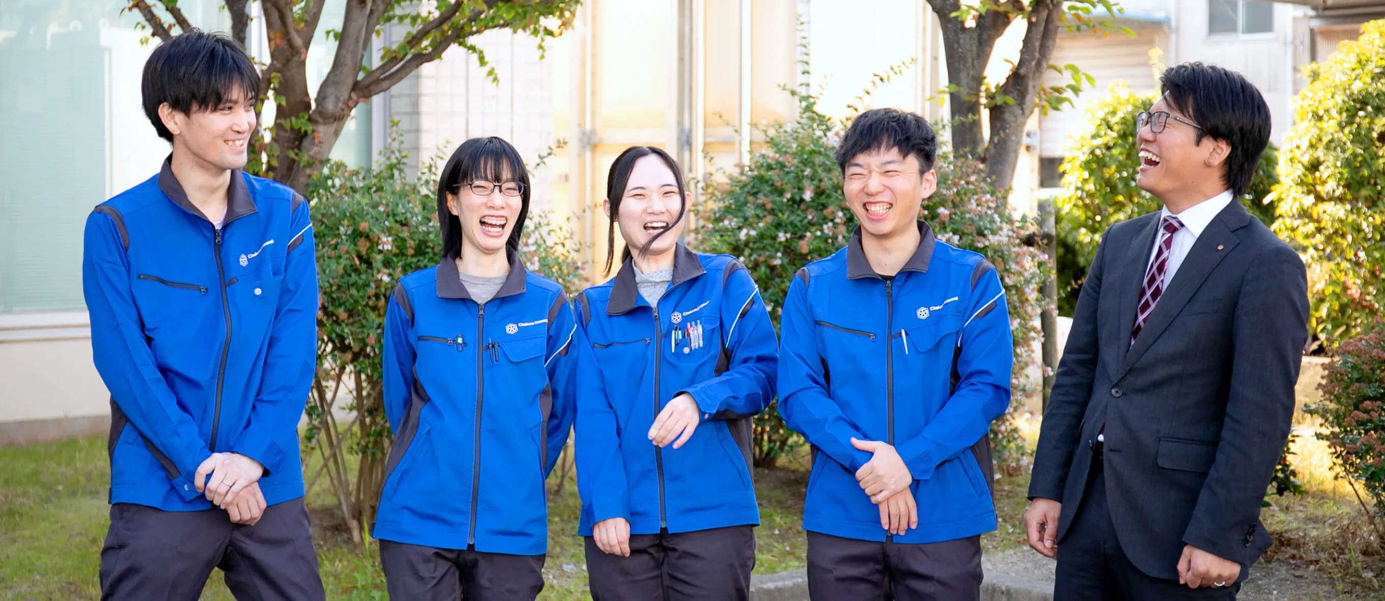 社員の集合写真